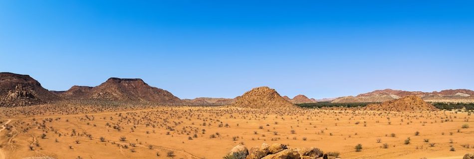 discover essential tips and strategies for successful land purchasing. whether you're looking for investment opportunities or planning to build your dream home, our guide covers everything from choosing the right location to navigating legal considerations.