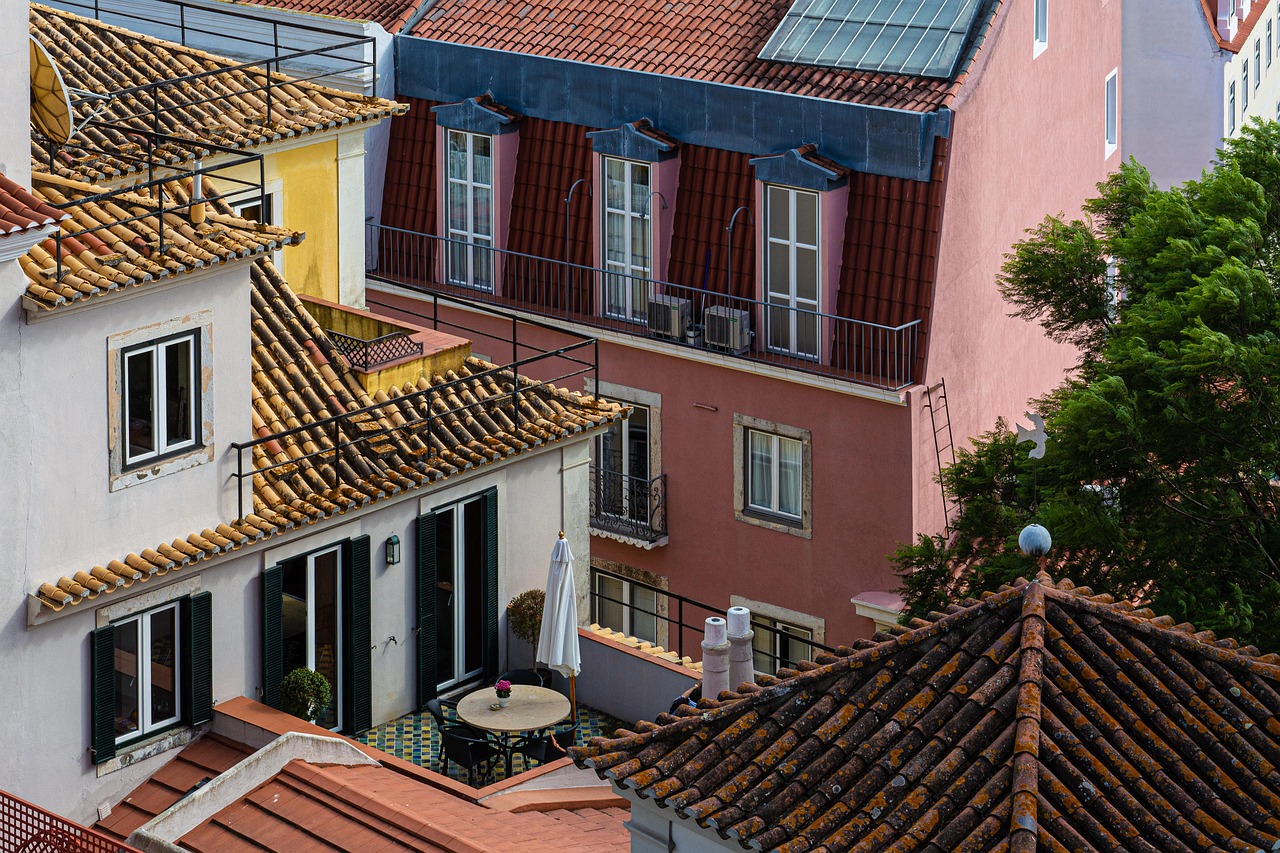 découvrez la richesse des quartiers multiculturels, où la diversité des cultures, des cuisines et des traditions se mêle pour offrir une expérience unique. plongez dans un voyage sensoriel à travers des communautés vibrantes et accueillantes qui célèbrent l'harmonie interculturelle.