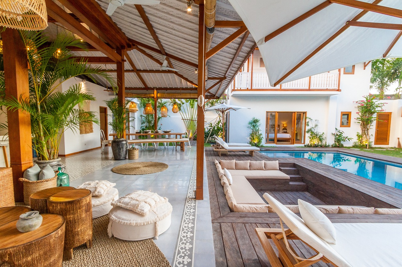 discover our stunning collection of villas, offering luxurious accommodations and breathtaking views. perfect for your next getaway, these spacious and elegantly designed homes provide the ultimate comfort and relaxation experience. explore idyllic destinations and create unforgettable memories in your dream villa.